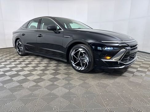 Certified 2025 Hyundai Sonata SEL image 21