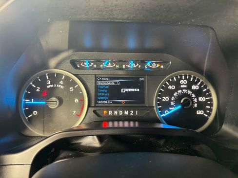 Used 2015 Ford F150 XLT w/ Equipment Group 301A Mid image 14