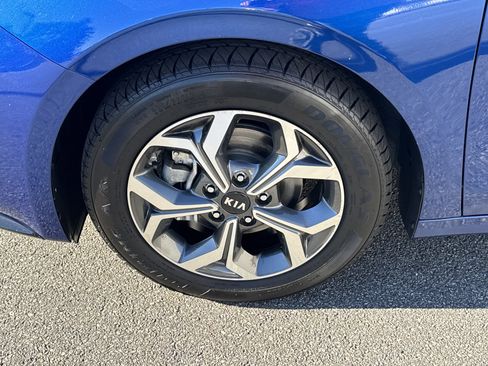 Used 2020 Kia Forte LXS image 14