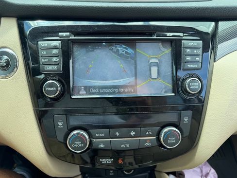 Used 2014 Nissan Rogue SL FWD image 26