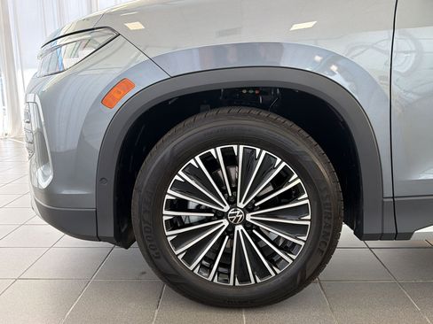New 2026 Volkswagen Tiguan S FWD image 12