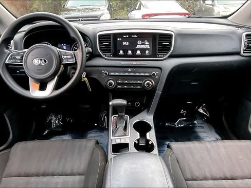 Used 2020 Kia Sportage LX image 13