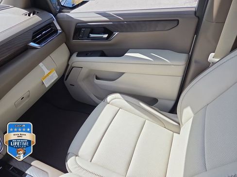 New 2026 GMC Yukon XL Denali RWD image 15