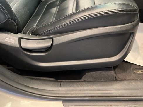 Used 2017 Kia Sorento AWD w/ LX Convenience Package image 15
