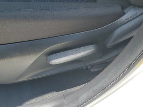 Used 2023 Toyota RAV4 LE FWD image 20