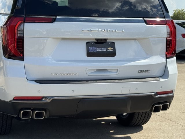 Used 2026 GMC Yukon Denali Ultimate AWD/4WD image 8