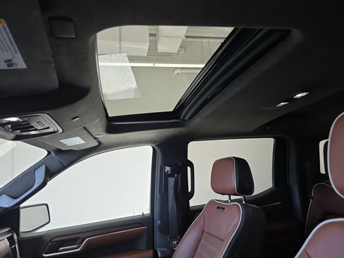 Used 2023 GMC Sierra 1500 Denali Ultimate image 57