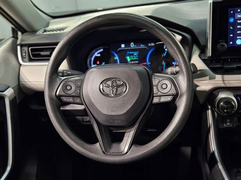 Used 2023 Toyota RAV4 XLE image 27