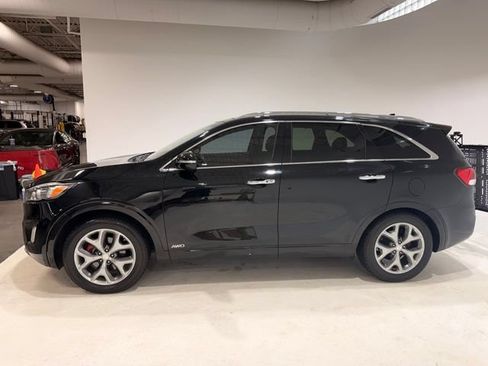 Used 2017 Kia Sorento SX AWD/4WD image 4