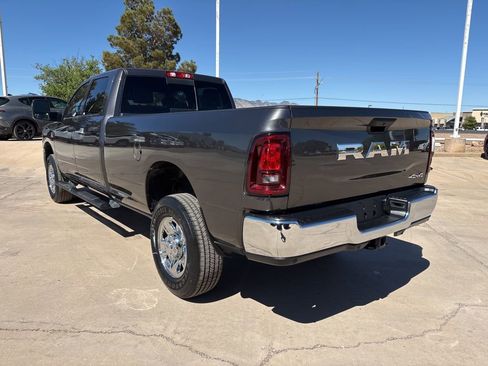 New 2025 RAM 2500 Tradesman AWD/4WD image 7