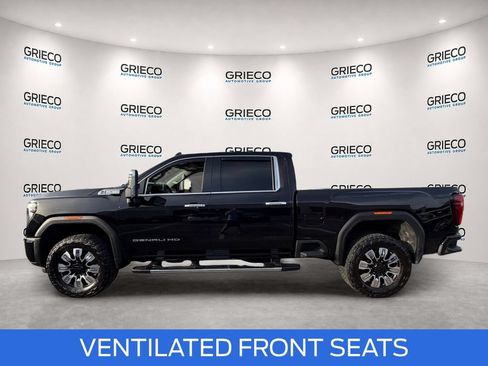 Used 2025 GMC Sierra 2500 Denali w/ Denali Reserve Package AWD/4WD image 4
