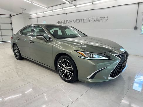 Used 2022 Lexus ES 350 w/ Premium Package FWD image 3