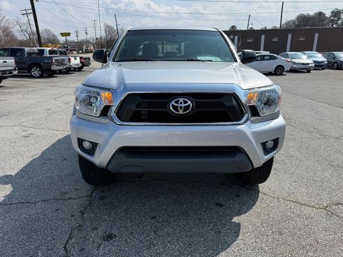 Used 2012 Toyota Tacoma 4x4 Double Cab w/ TRD Off-Road Pkg image 2