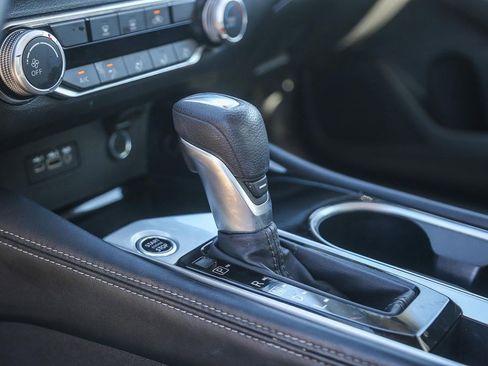 Used 2023 Nissan Altima 2.5 SV FWD image 21