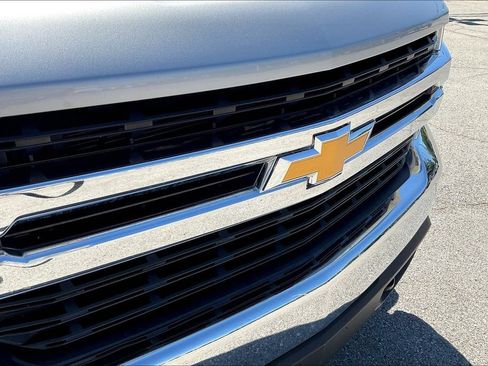 Used 2021 Chevrolet Silverado 1500 LT AWD/4WD image 26