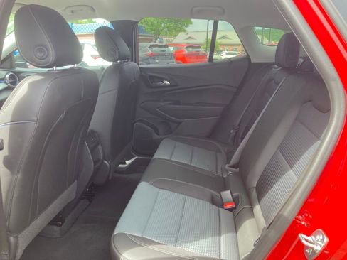 New 2026 Chevrolet Trax LT w/ Midnight Edition FWD image 21