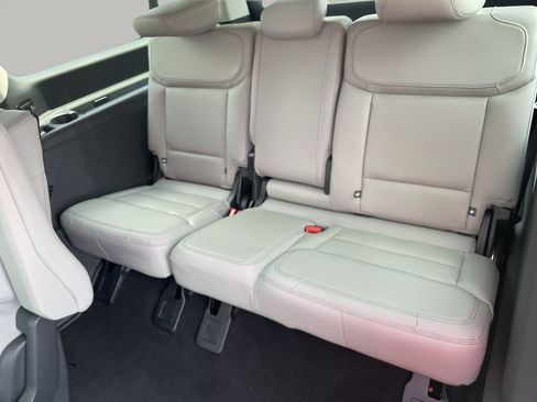 New 2026 Ford Expedition Max Active RWD image 18