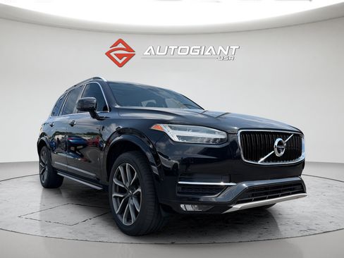 Used 2018 Volvo XC90 T5 Momentum w/ Convenience Package AWD/4WD image 11