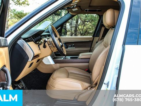 Used 2024 Land Rover Range Rover Long Wheelbase Autobiography image 17