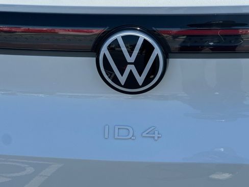 New 2026 Volkswagen ID.4 Pro S AWD/4WD image 7
