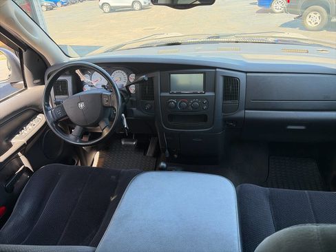 Used 2004 Dodge Ram 1500 Truck SLT w/ Off-Road Group image 10