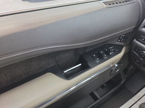 Used 2020 Ford Expedition Max Limited w/ Equipment Group 302A AWD/4WD image 11