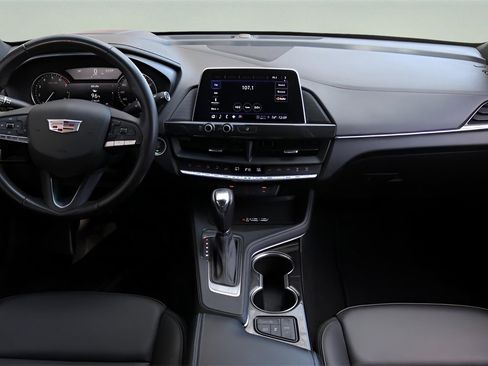 Used 2023 Cadillac CT4 Luxury image 14