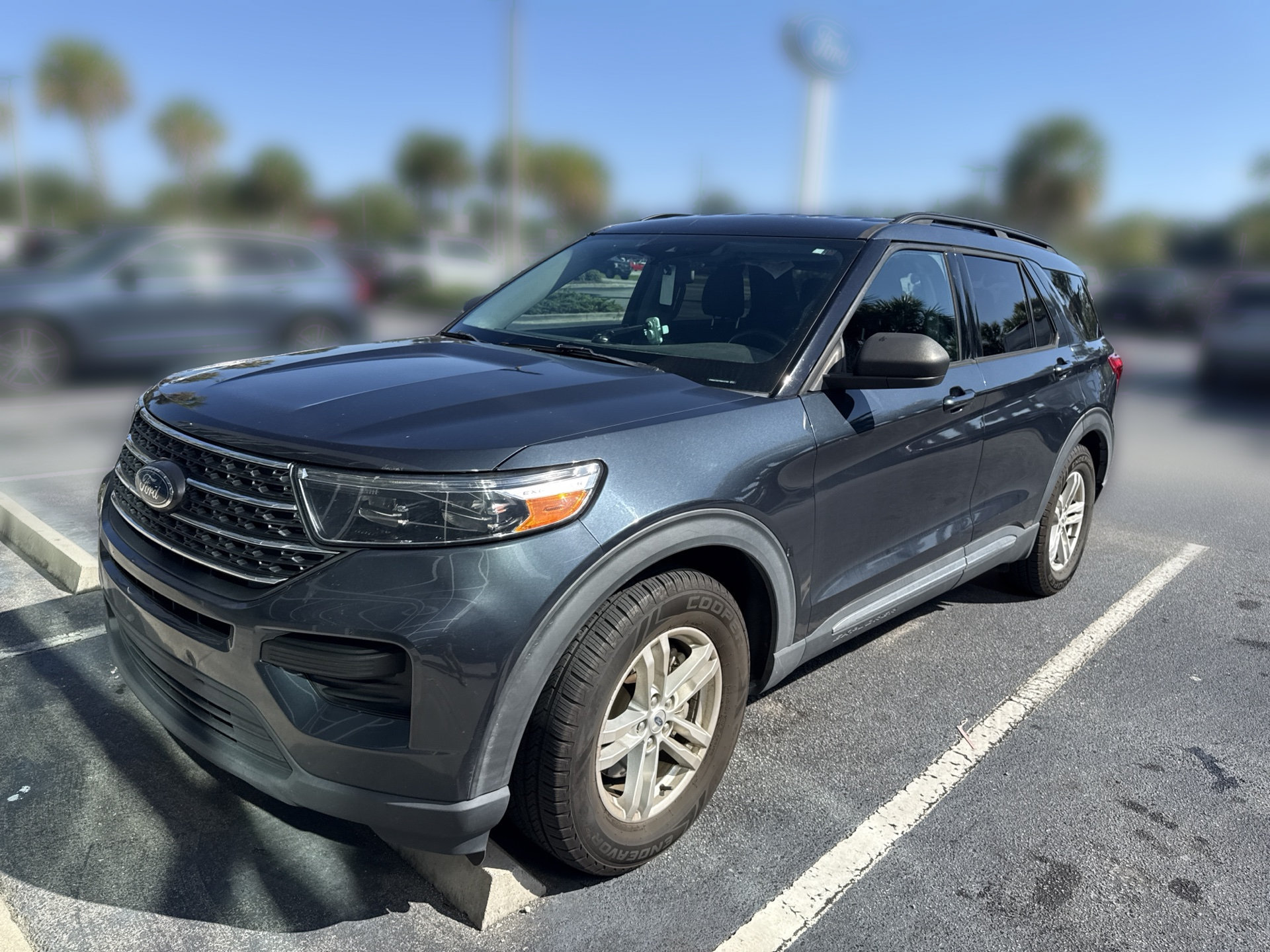 Used 2022 Ford Explorer XLT RWD image 9