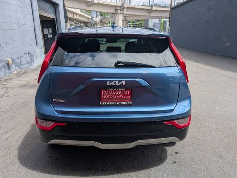 Used 2024 Kia Niro Wind w/ Wind Preserve Package FWD image 4