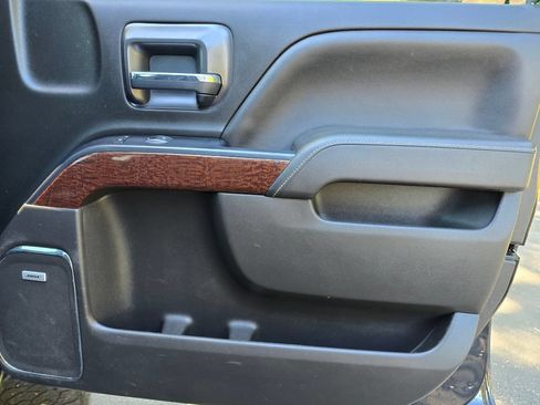 Used 2018 GMC Sierra 1500 SLT AWD/4WD image 22