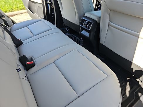 New 2025 Nissan Murano SV FWD image 11