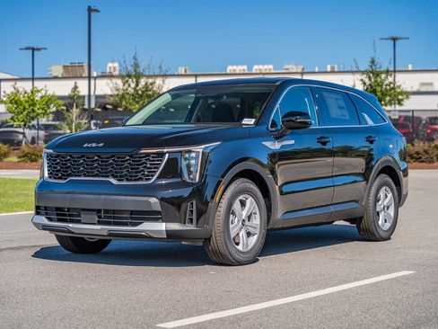 New 2026 Kia Sorento LX FWD image 2
