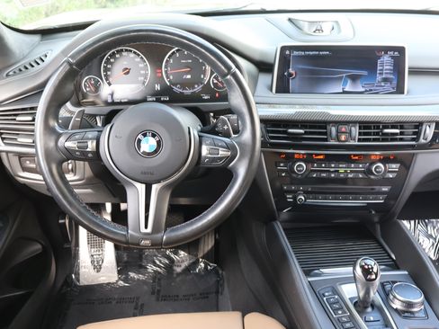 Used 2017 BMW X5 M AWD/4WD image 17