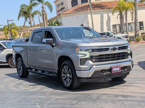 Used 2024 Chevrolet Silverado 1500 LT AWD/4WD image 4
