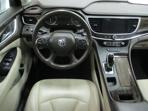 Used 2017 Buick LaCrosse Preferred image 14