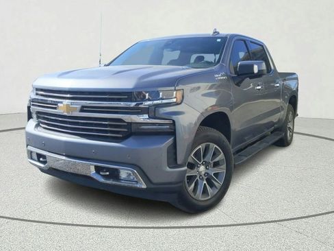 Used 2020 Chevrolet Silverado 1500 High Country w/ Safety Package II AWD/4WD image 3