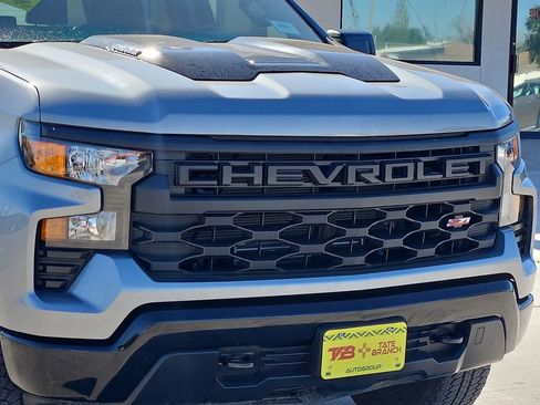 Used 2025 Chevrolet Silverado 1500 Custom Trail Boss w/ Turbomax Blackout Package AWD/4WD image 7