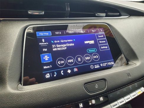 Used 2020 Cadillac XT4 Premium Luxury w/ Cold Weather Package image 16