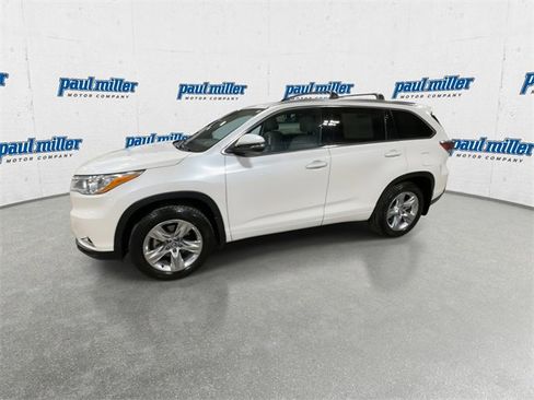 Used 2016 Toyota Highlander Limited image 5