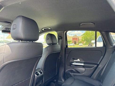 New 2025 Mercedes-Benz GLA 250 image 17