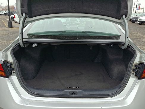 Used 2023 Nissan Altima 2.5 SR image 28