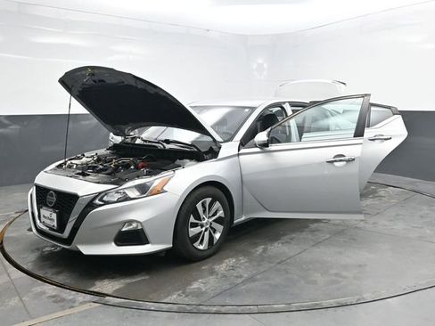 Used 2021 Nissan Altima 2.5 S image 41
