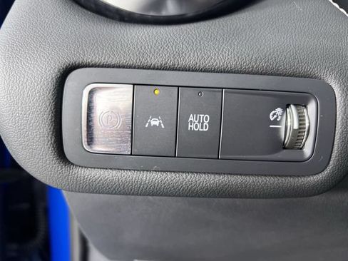 Used 2024 Chevrolet Blazer EV LT AWD/4WD image 17