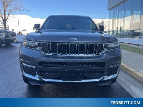 Used 2022 Jeep Grand Cherokee L Limited image 2