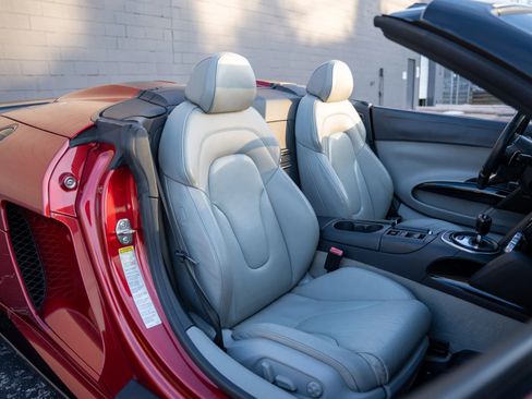 Used 2011 Audi R8 V10 image 3