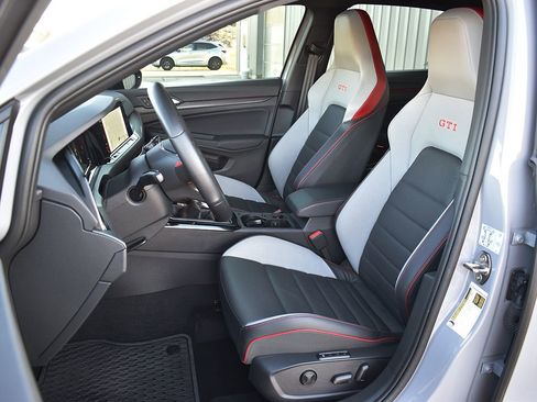 Used 2024 Volkswagen GTI SE image 5