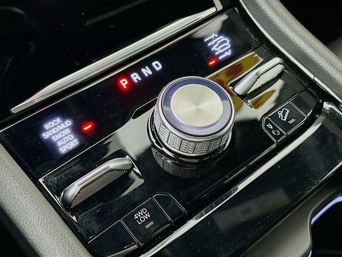 Used 2024 Jeep Grand Cherokee Summit w/ Adv Protech Group IV image 23