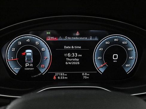Used 2023 Audi Q5 2.0T Premium Plus w/ Premium Plus Package AWD/4WD image 11