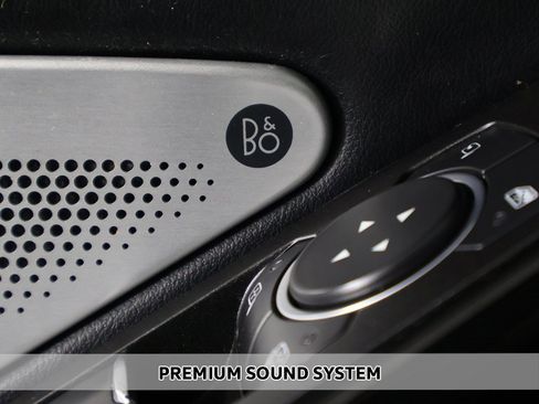 Used 2022 Ford Explorer ST w/ Equipment Group 401A image 5