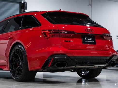 Used 2021 Audi RS 6 AWD/4WD image 17